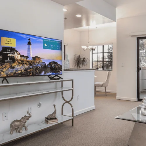 Atria Welcome Screen Living Room